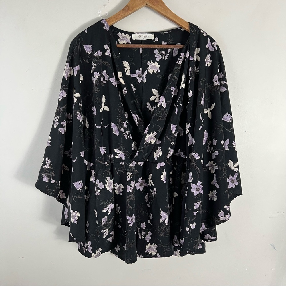 A Beautiful Soup Floral Black Kimono Top Blouse Size XL Flowy V-Neck Bohemian